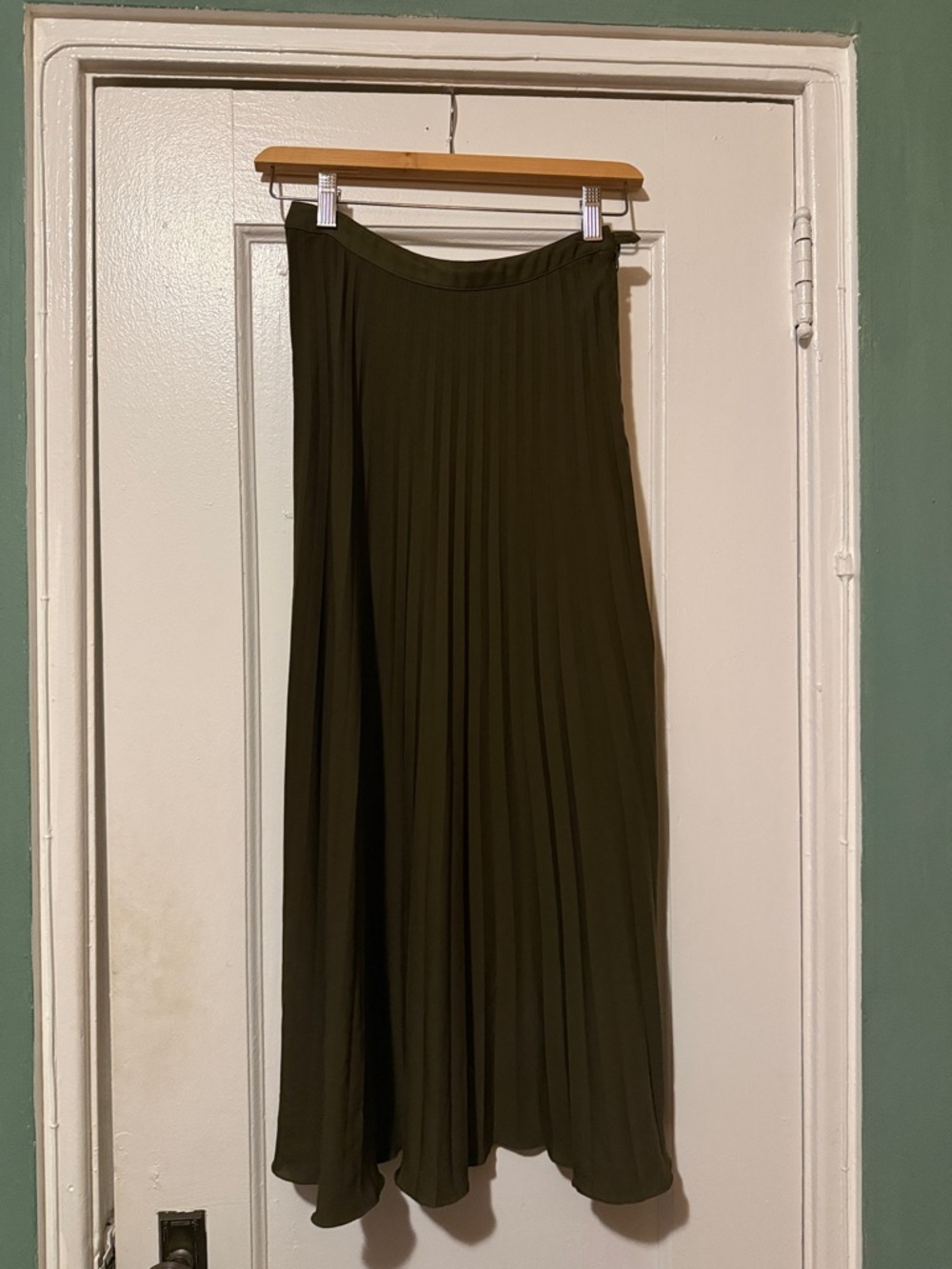 H&M Olive Green Pleated Maxi Skirt